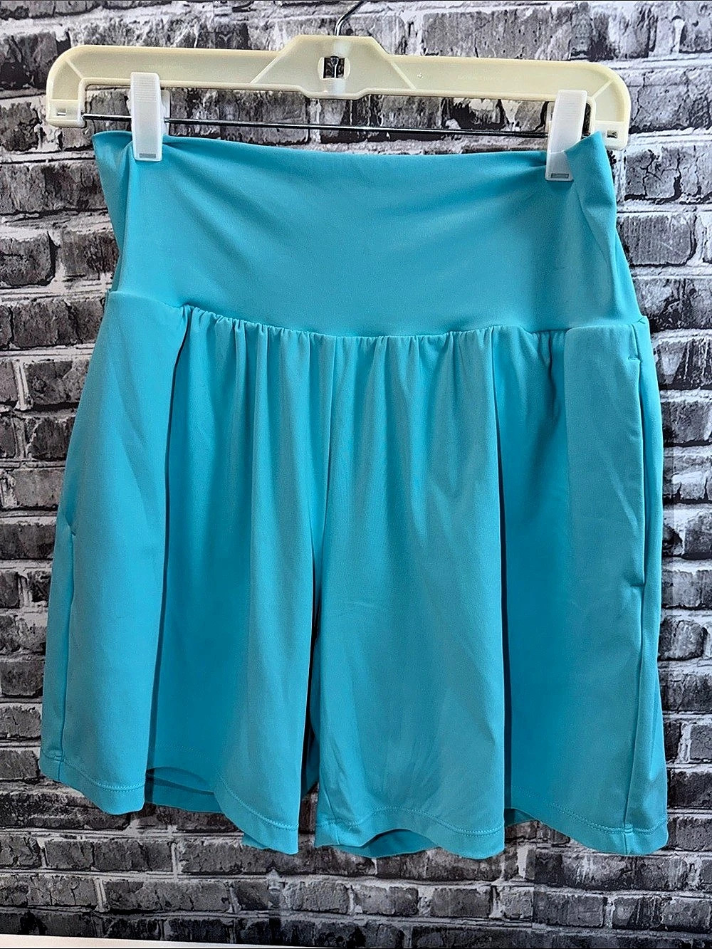 Halara SoftlyZero™ Airy Super High Waisted 2-in-1 InstantCool Yoga Shorts 7"